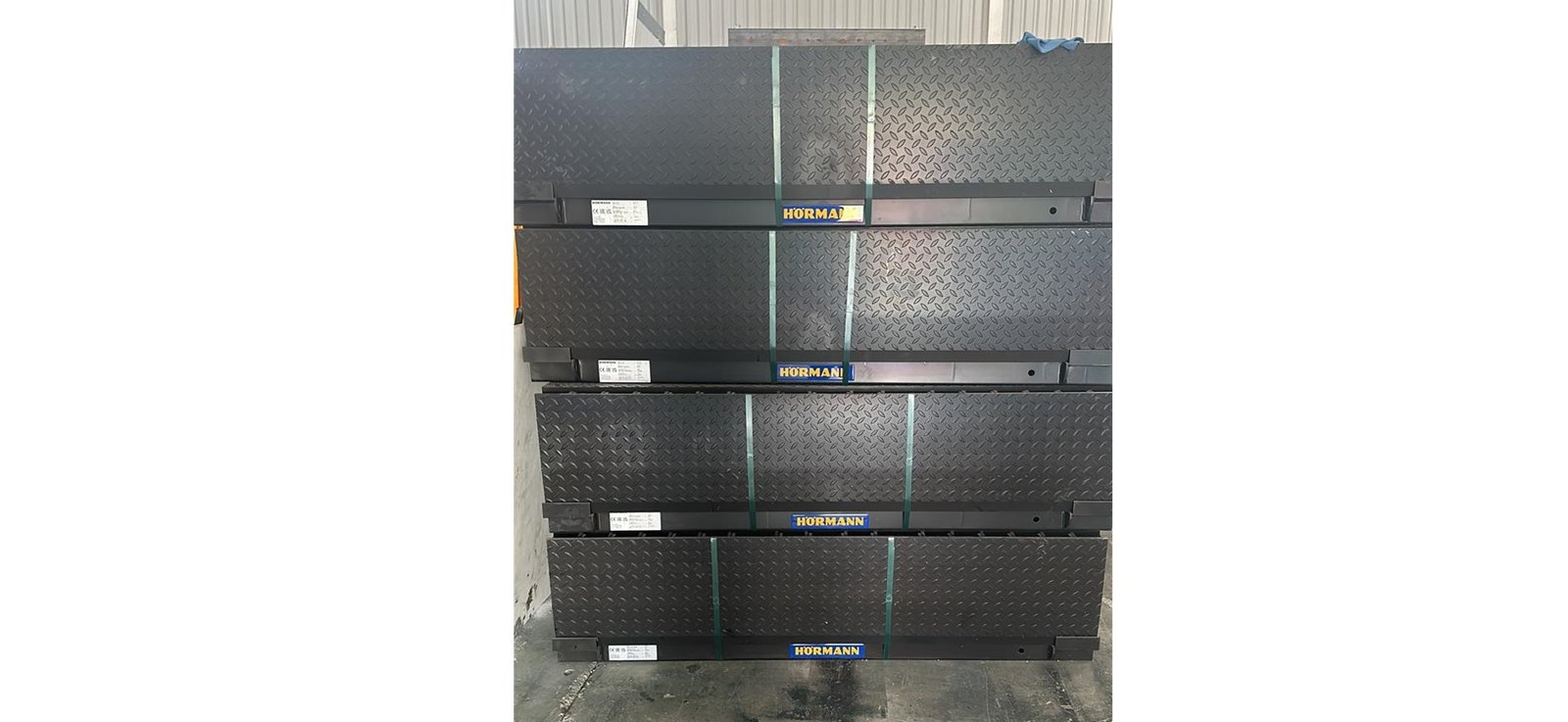 Puerta seccional industrial