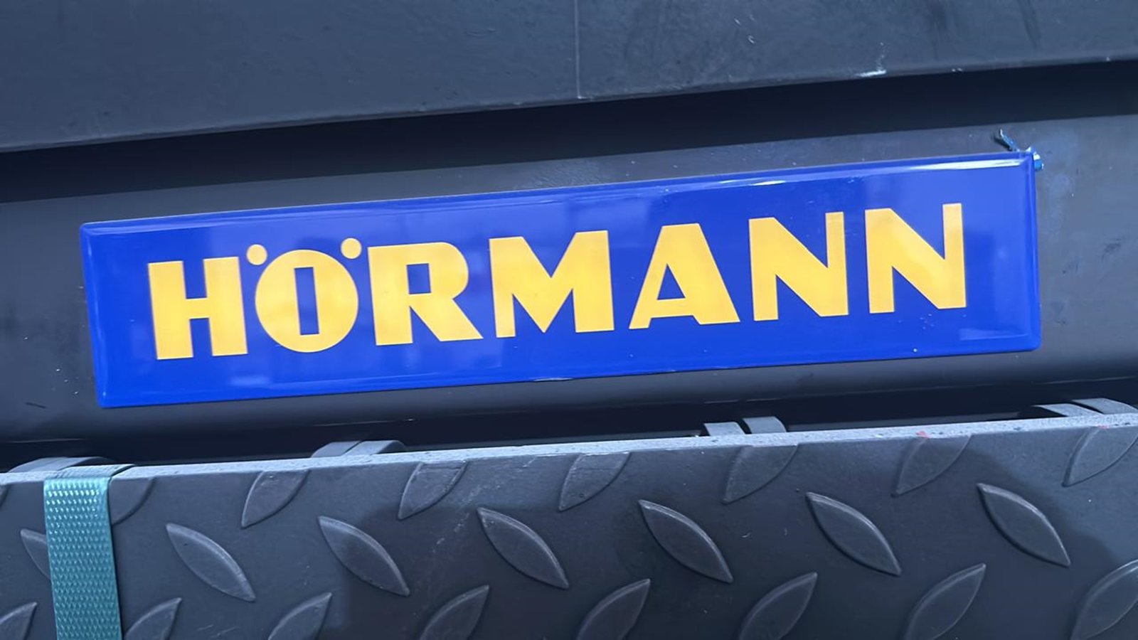 Puerta y rejas enrollables